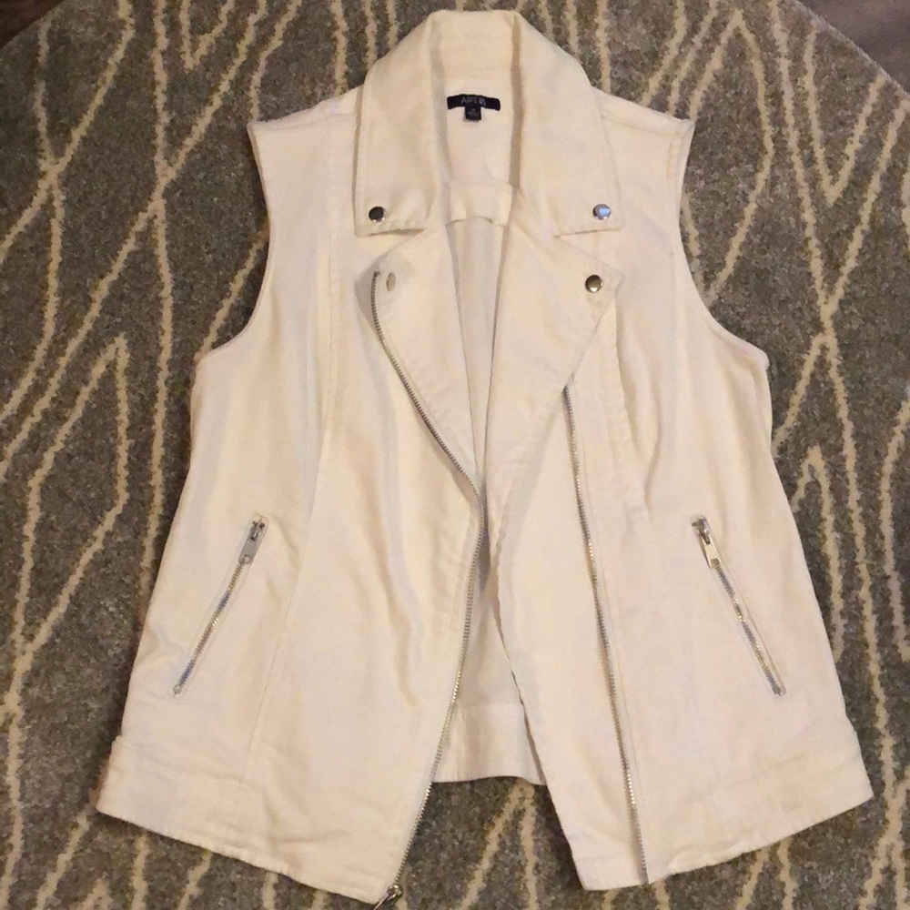 Women’s denim vest